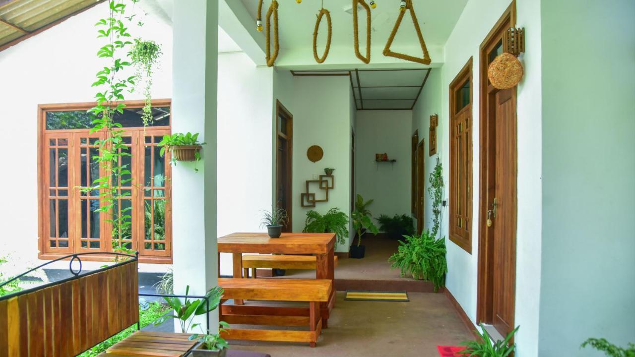 Menara Green Inn Дамбулла Экстерьер фото