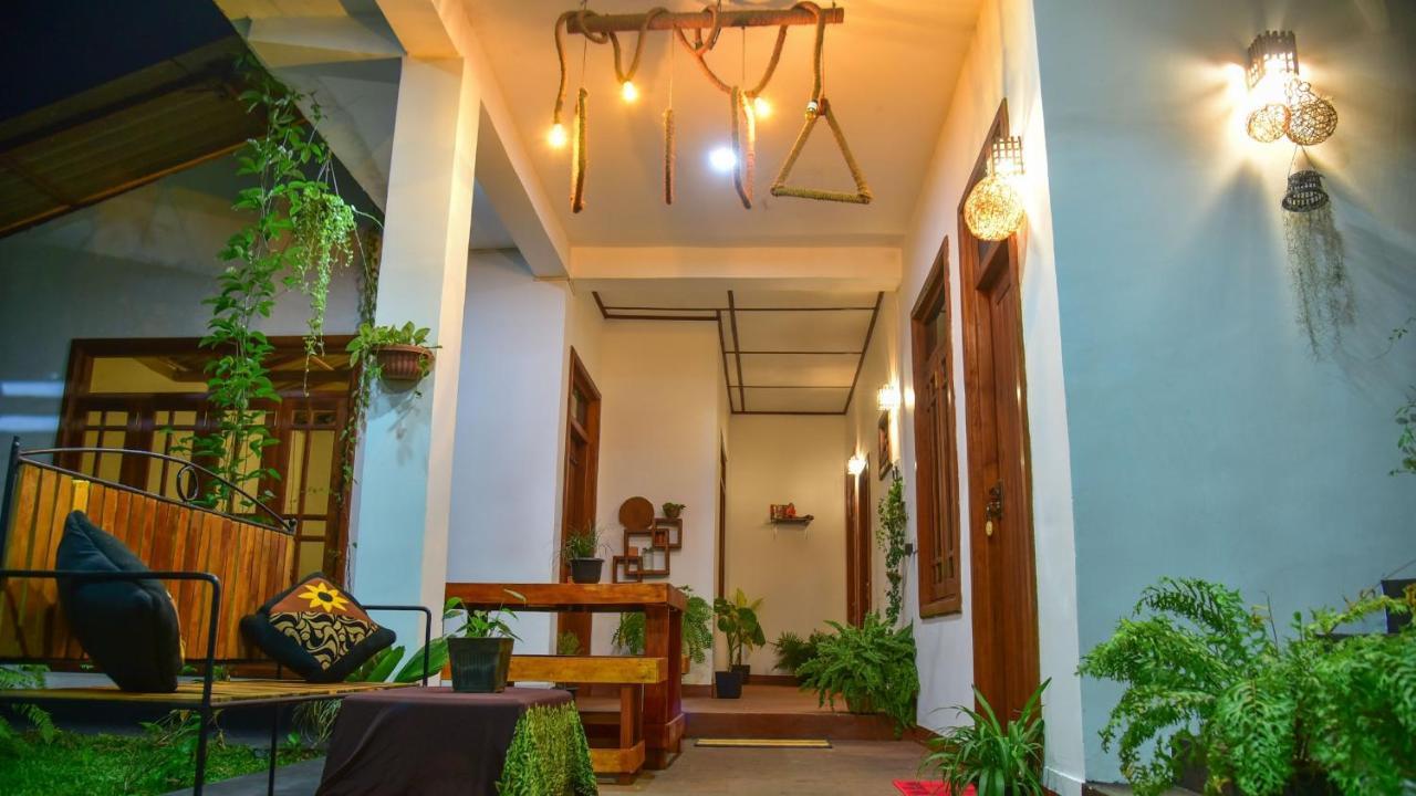 Menara Green Inn Дамбулла Экстерьер фото