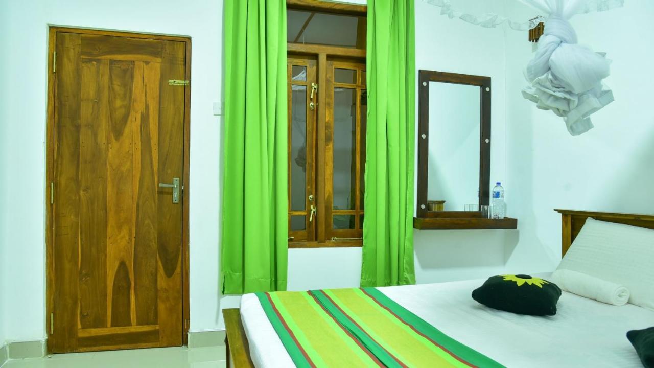 Menara Green Inn Дамбулла Экстерьер фото
